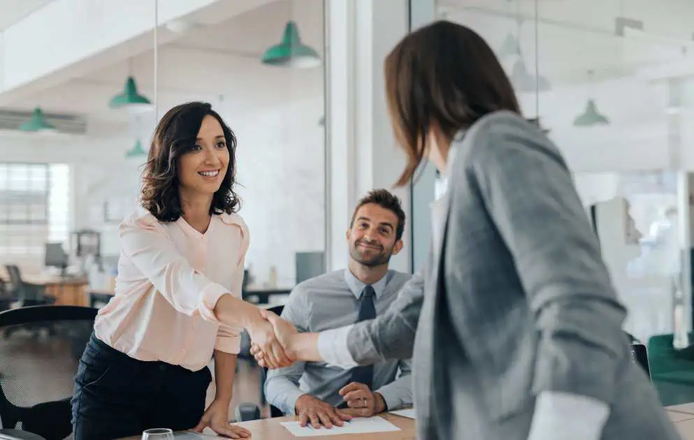 How an E-Commerce Assistant Can Boost Your Online Sales